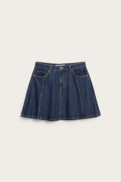 A‑linjeformad jeanskjol