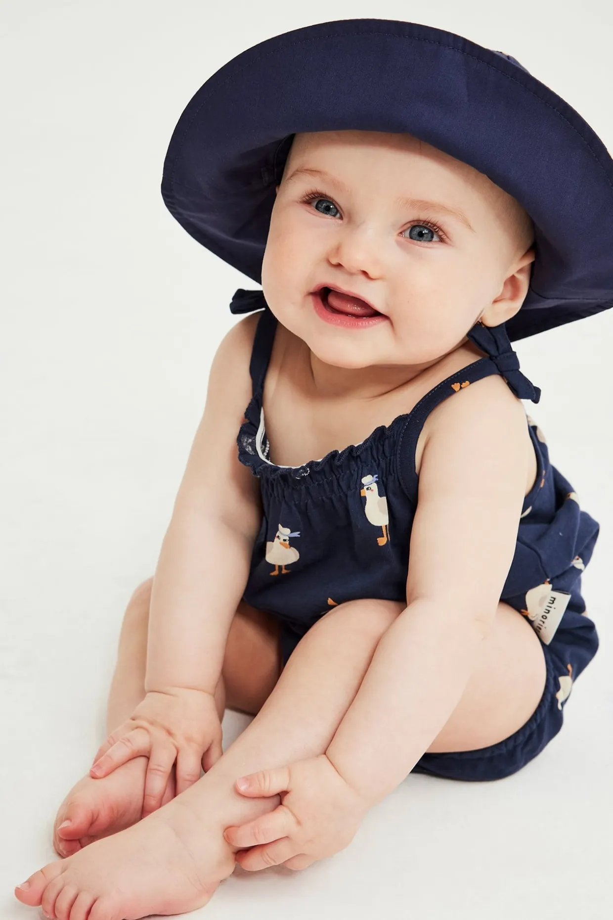 Babybody med fiskmåsar
