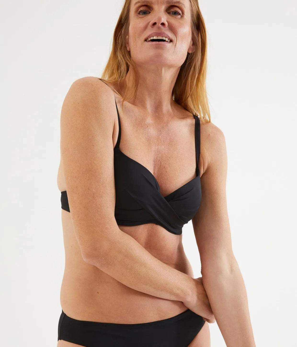 Bikini-bh med omlottdetalj