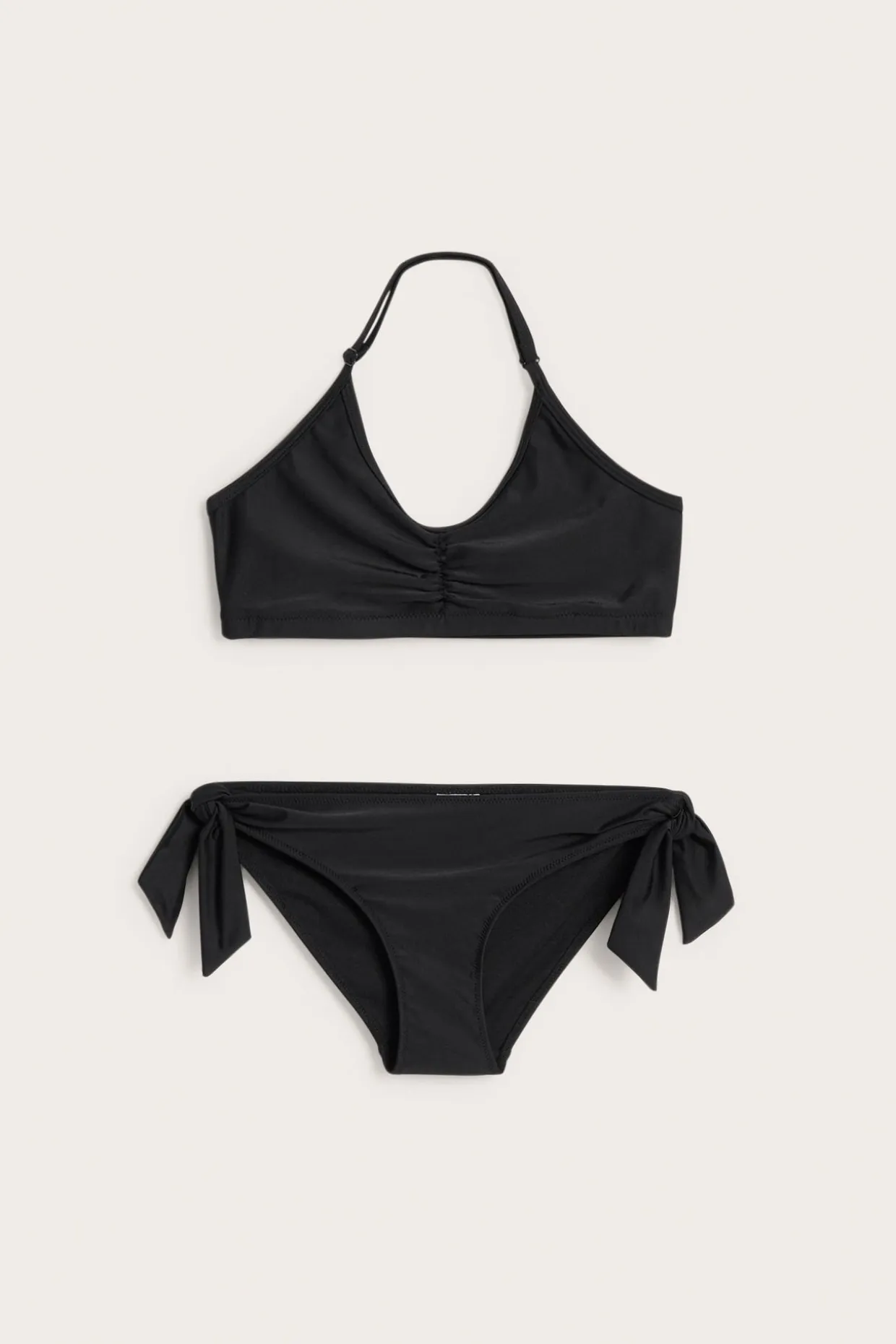 Bikini med knytdetaljer