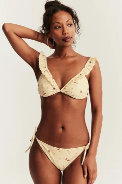 Bikinitopp Newbie Woman