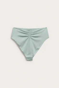 Bikinitrosa brazilian high leg