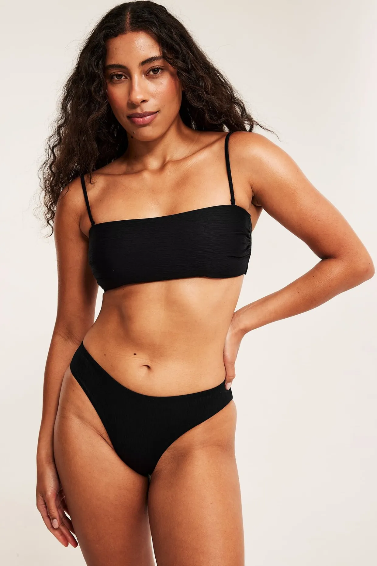 Bikinitrosa brief