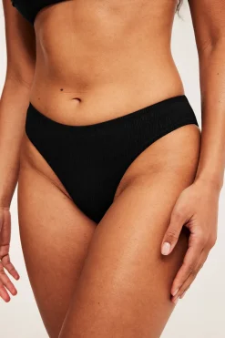 Bikinitrosa brief