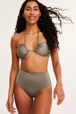 Bikinitrosor