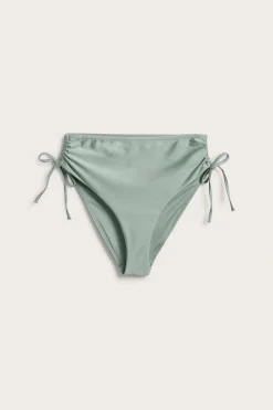 Bikinitrosor med knytdetalj