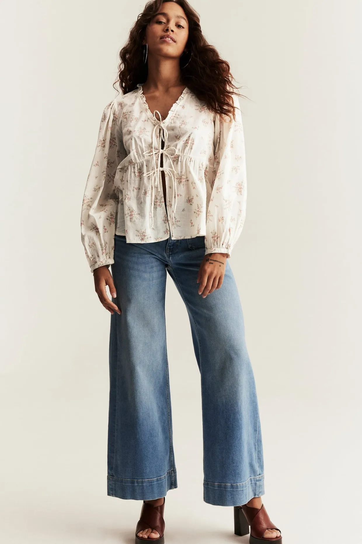 Blommig blus Newbie Woman