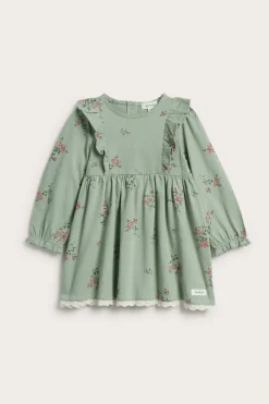 Blommig klänning med volanger