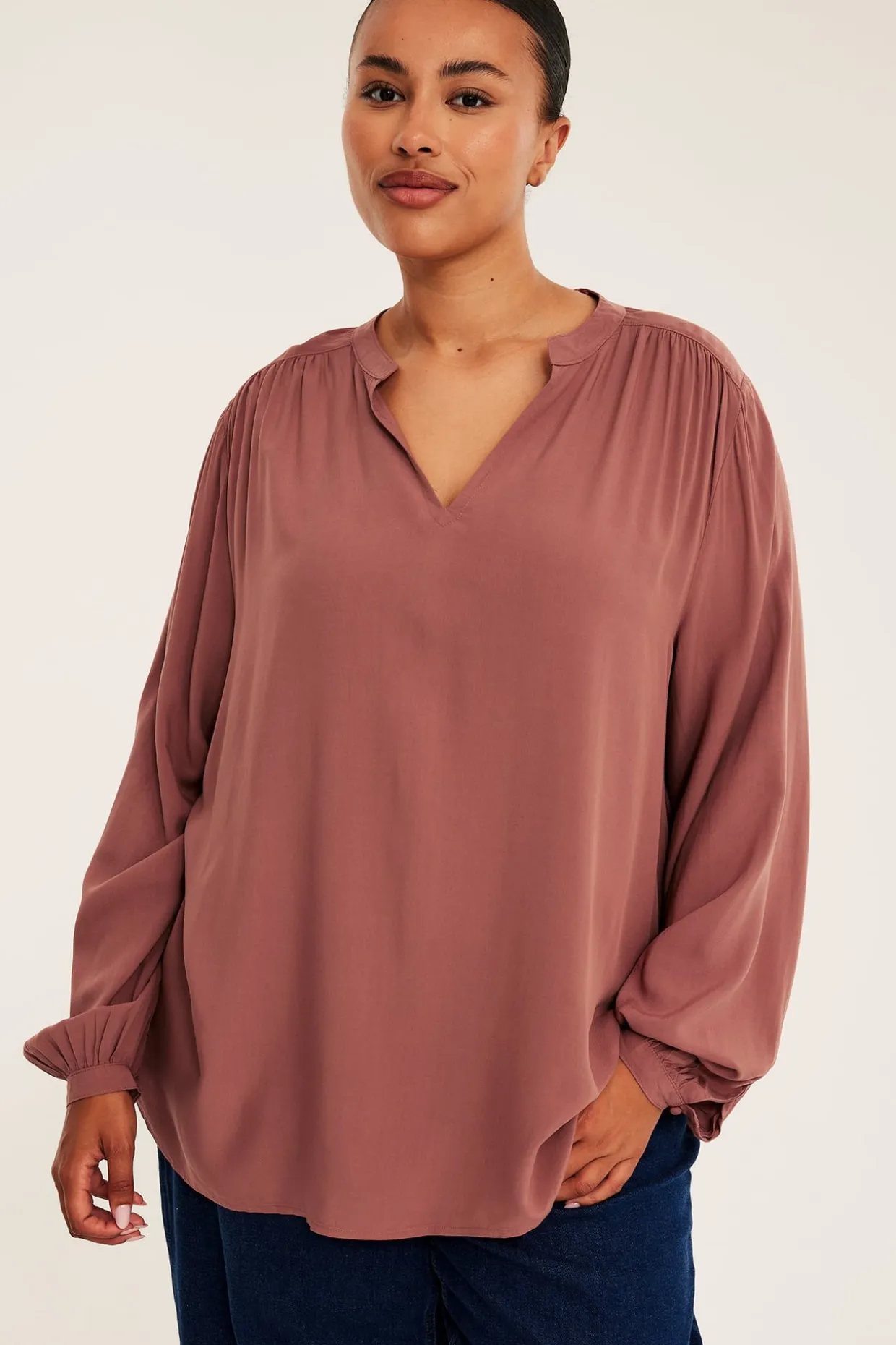 Blus i viskos
