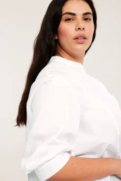 Blus med puffärm