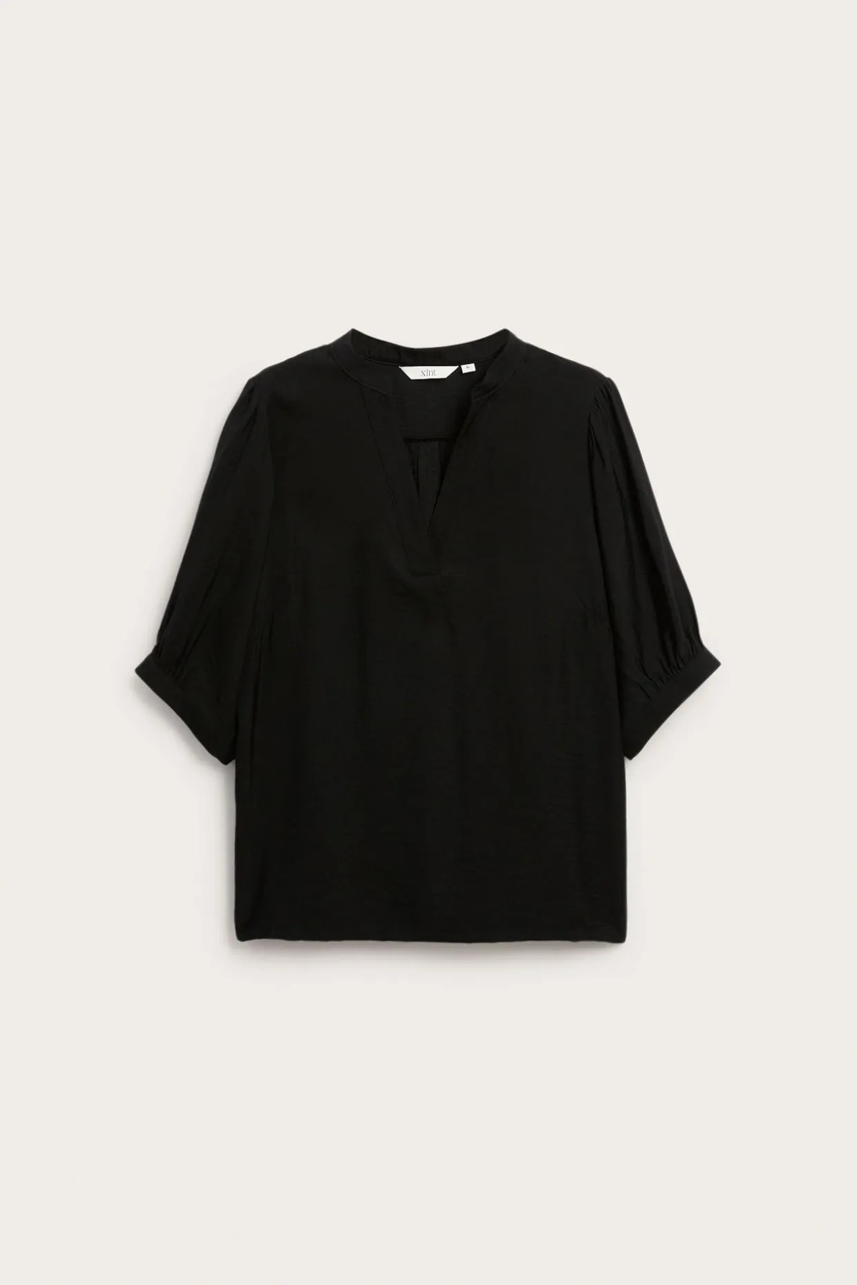 Blus med puffärm