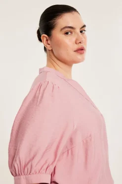 Blus med puffärm
