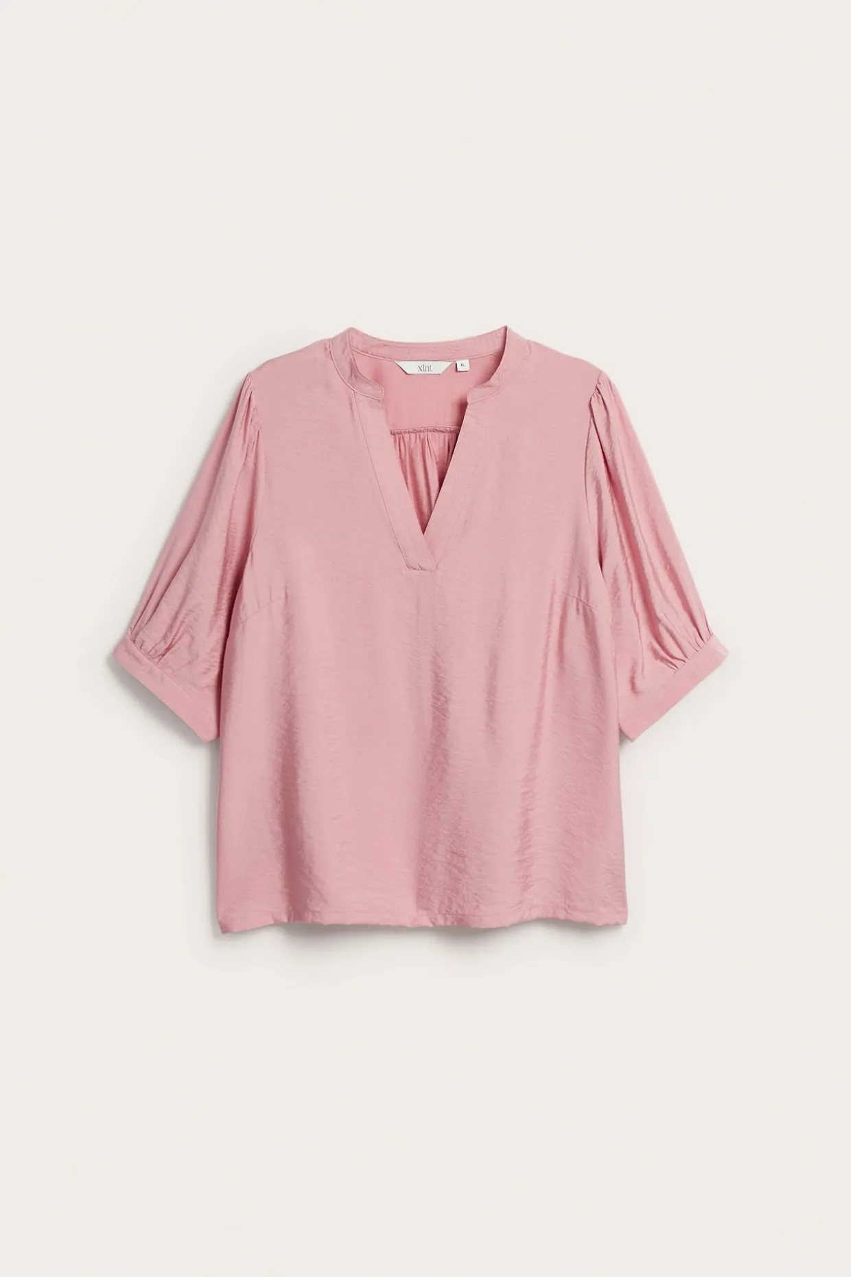 Blus med puffärm
