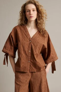 Blus med struktur