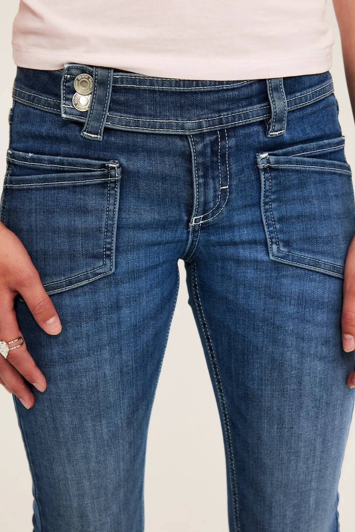 Bootcut jeans low waist