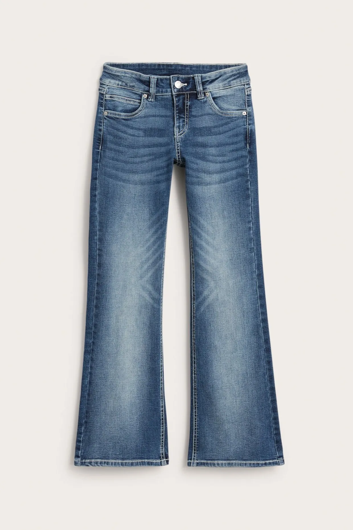 Bootcut jeans low waist med broderade bakfickor