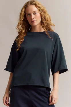 Boxig t-shirt med rullade kanter