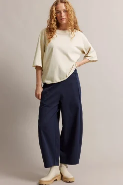 Boxig t-shirt med rullade kanter