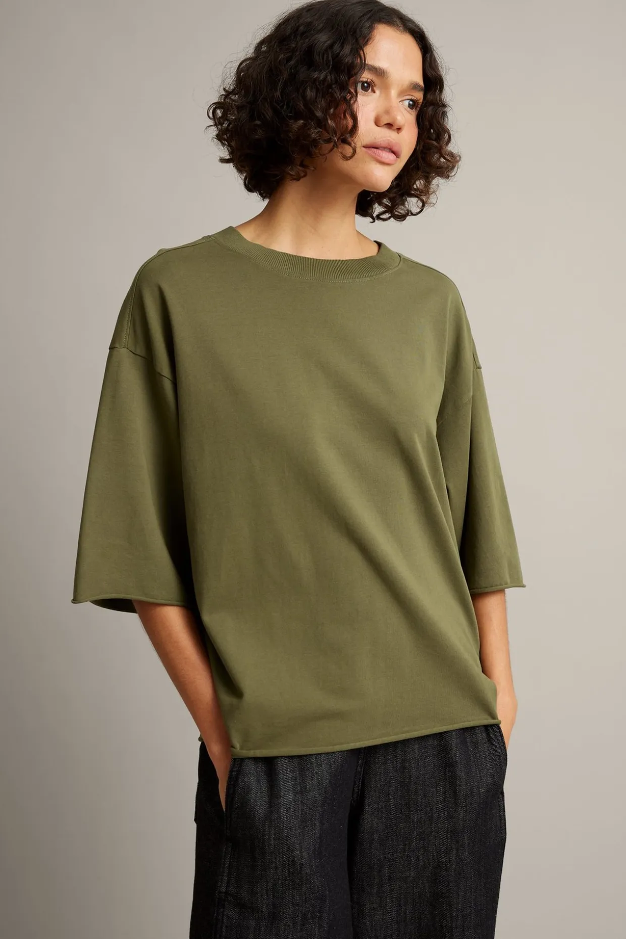 Boxig t-shirt med rullade kanter