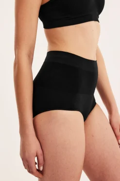 Brieftrosa seamless medium shape