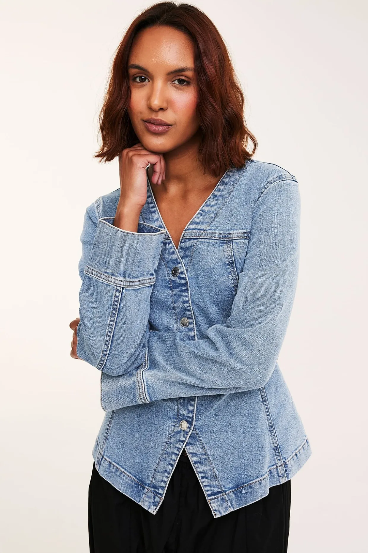 Denimblus med markerad midja