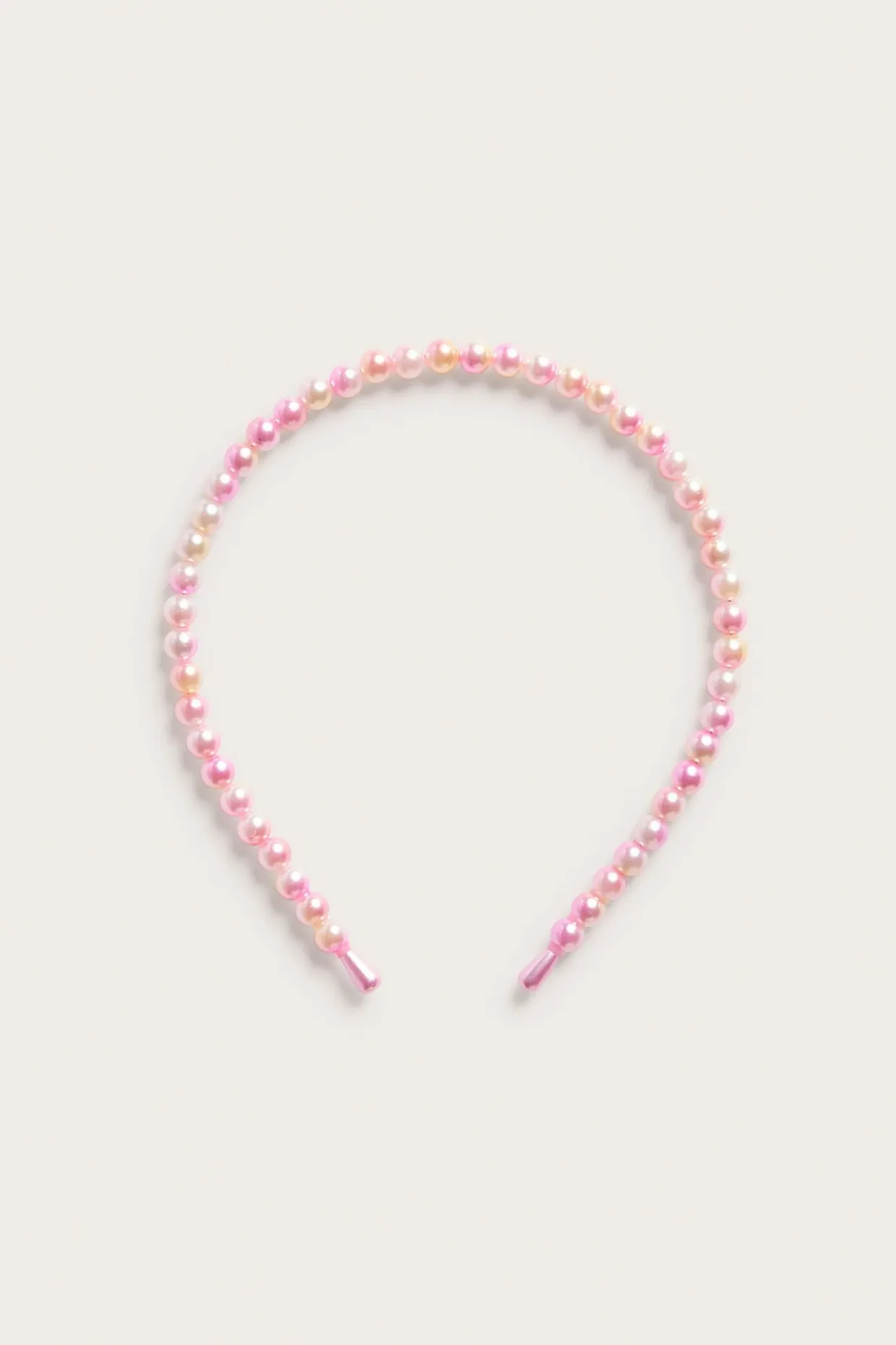 Diadem med pärlor