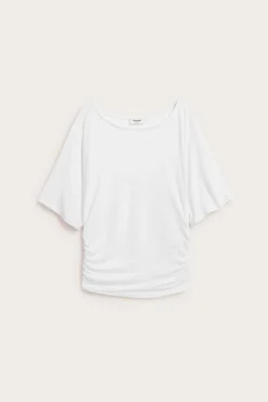 Draperad topp