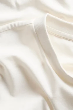 Figurnära t‑shirt