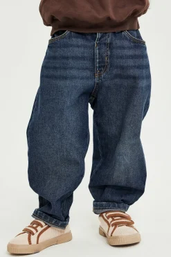 Jeans med barrel fit