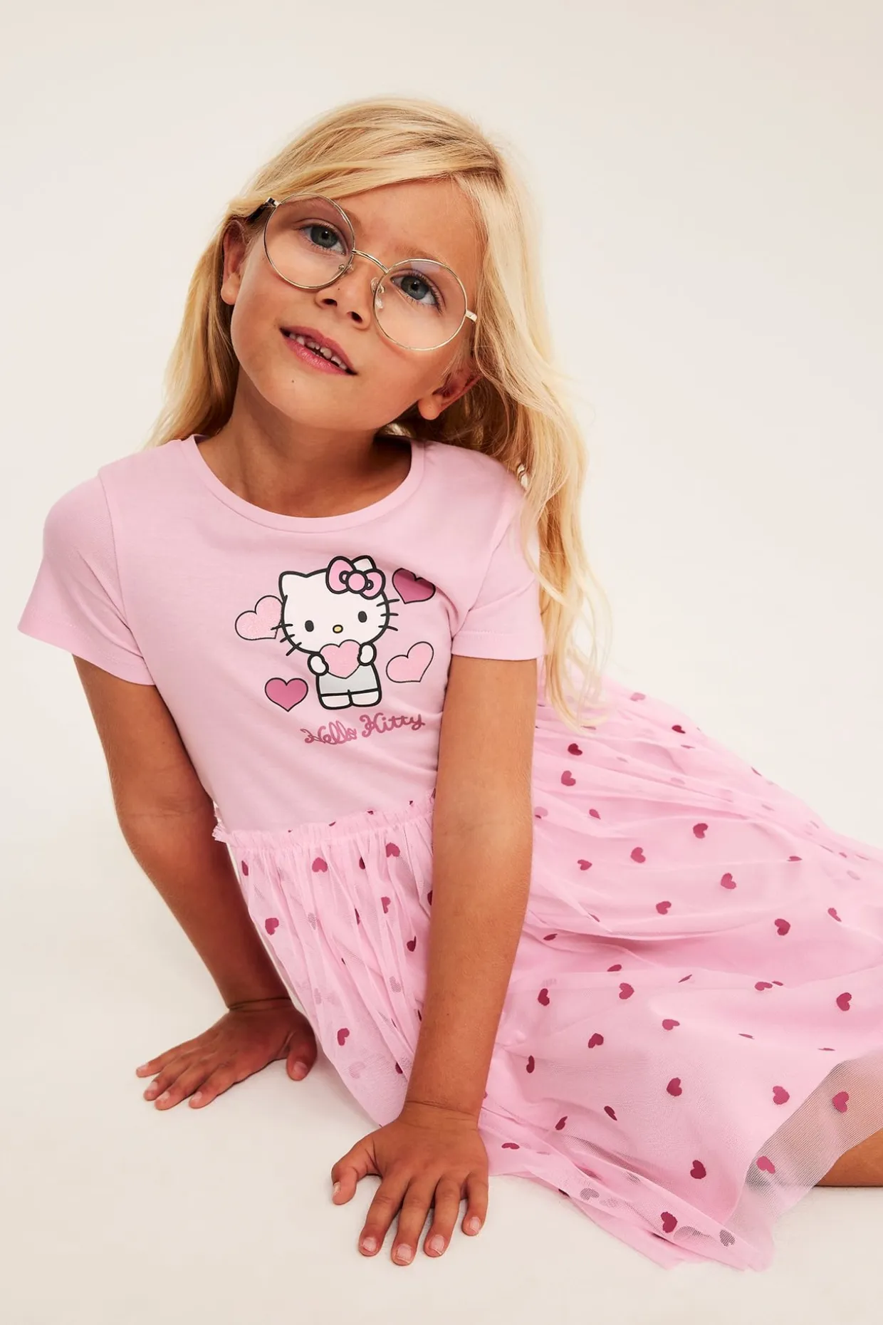 Klänning med tyllkjol och Hello Kitty motiv