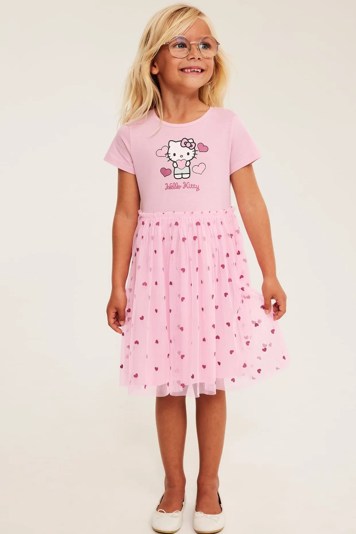 Klänning med tyllkjol och Hello Kitty motiv