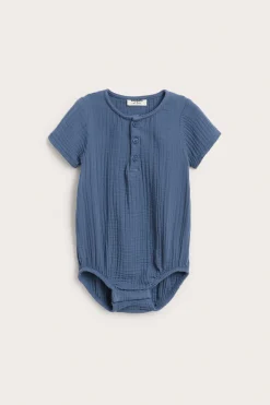 Kortärmad body i muslin