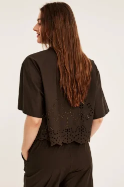 Kortärmad skjorta med broderie anglaise