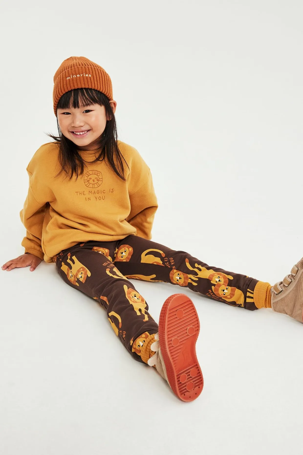 Leggings med lejonmönster