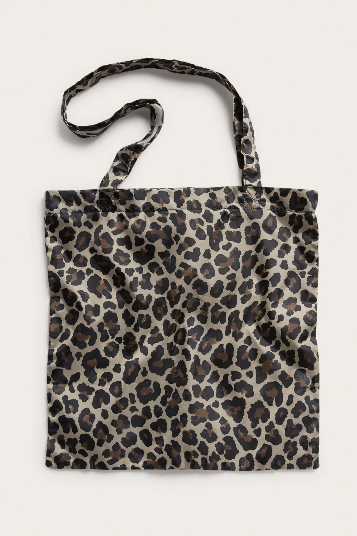 Leopardmönstrad shoppingkasse