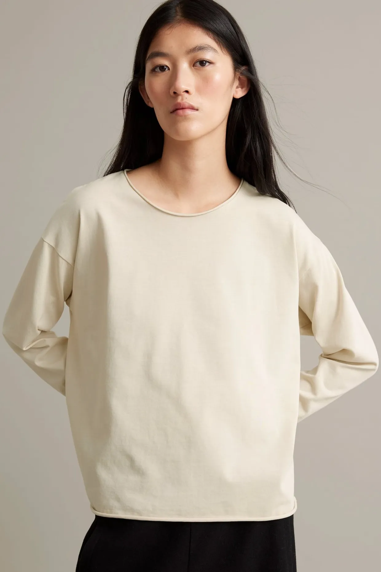 Långärmad t-shirt med rullade kanter