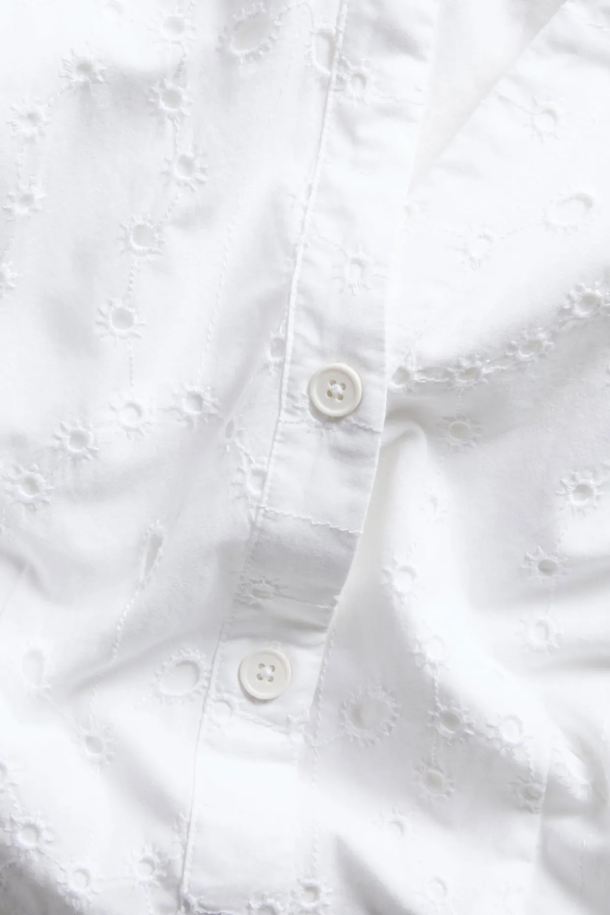 Midiklänning med broderie anglaise