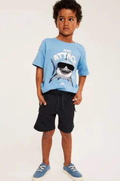 Mjukisshorts med fickor
