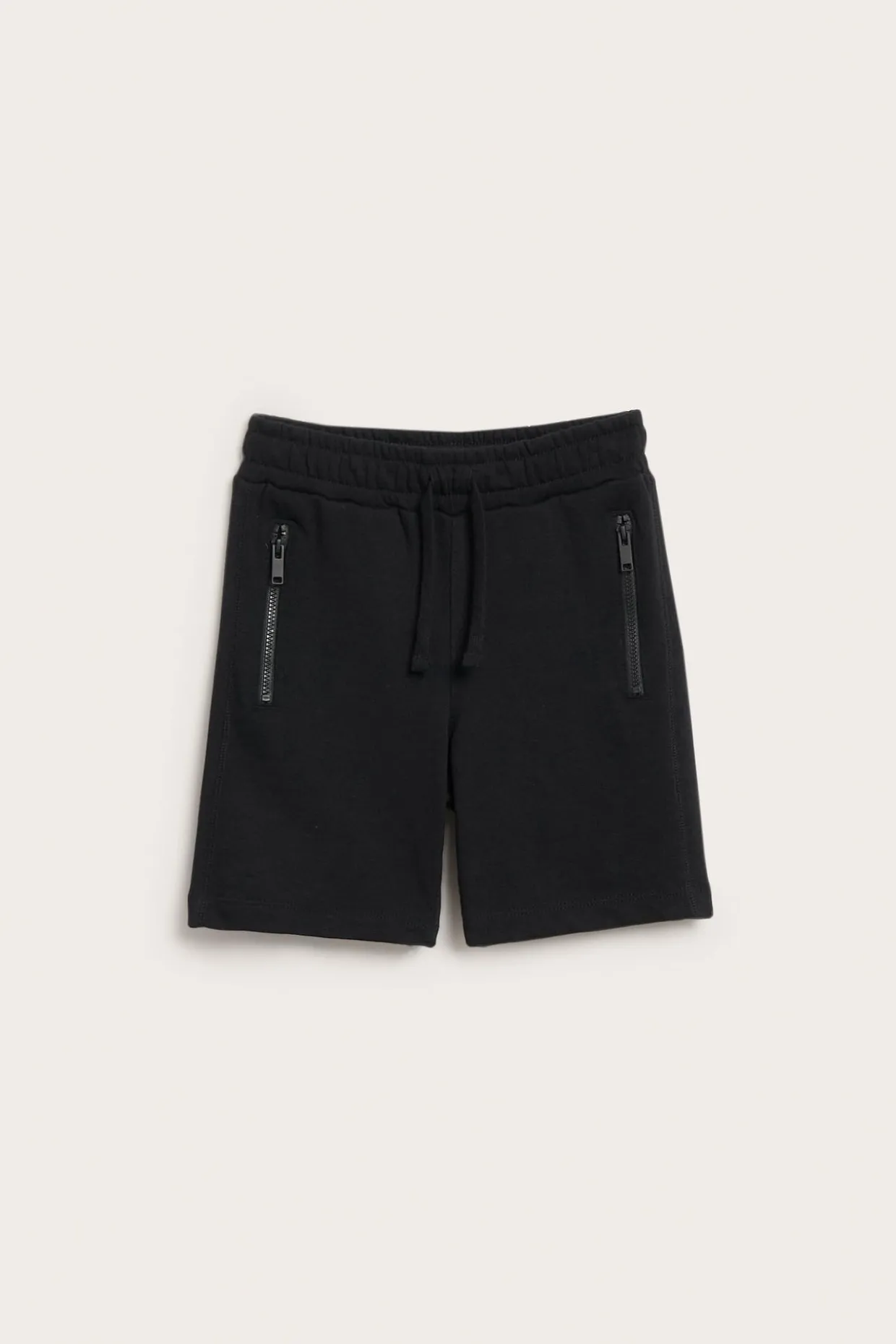 Mjukisshorts med fickor