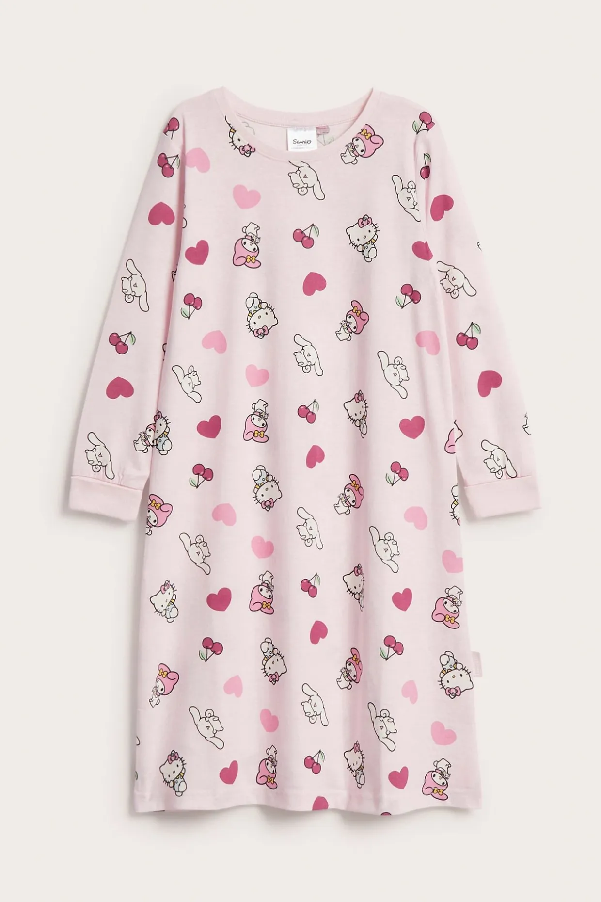 Nattlinne i bomullstrikå med Hello Kitty