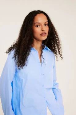 Oversized skjorta i bomullspoplin