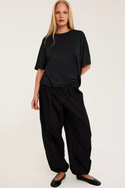 Oversized topp med kort ärm