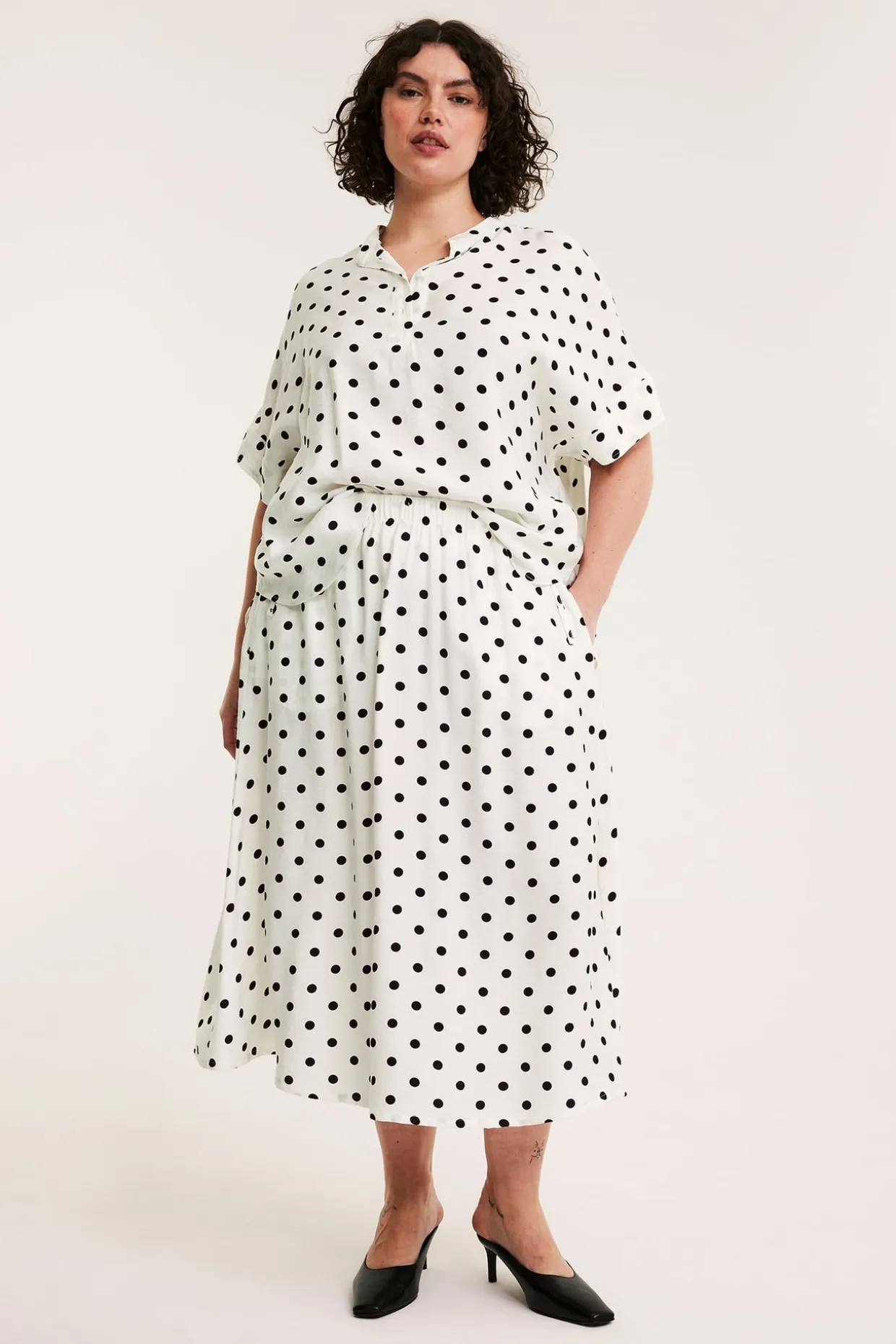 Popover blus med kort ärm