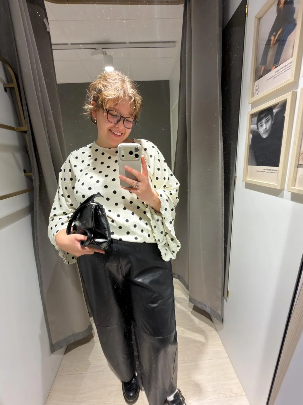 Prickig topp med vida ärmar