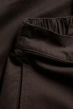 Pull on-byxa barrel fit