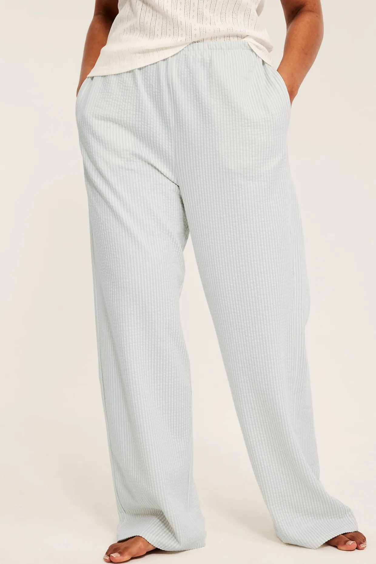 Pyjamasbyxor i bäckebölja