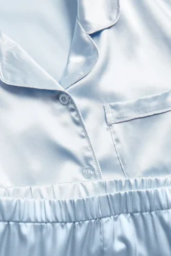 Pyjamas i satin