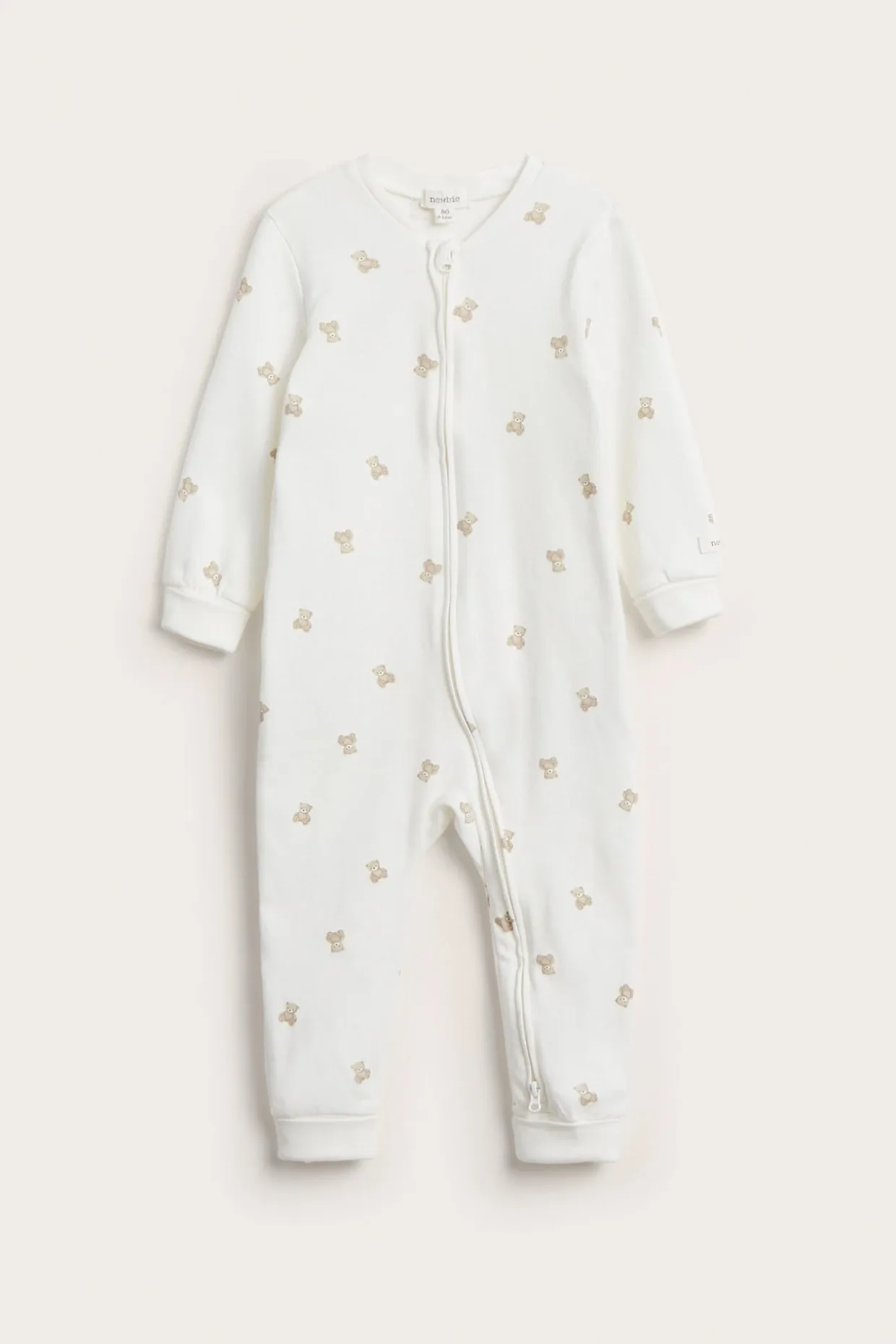 Pyjamas med nallebjörnar