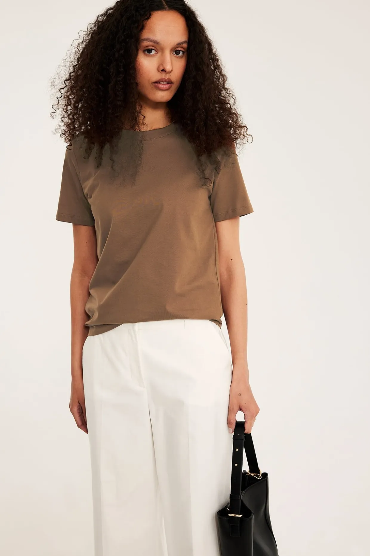 Regular t-shirt i bomull