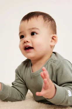 Ribbad body baby
